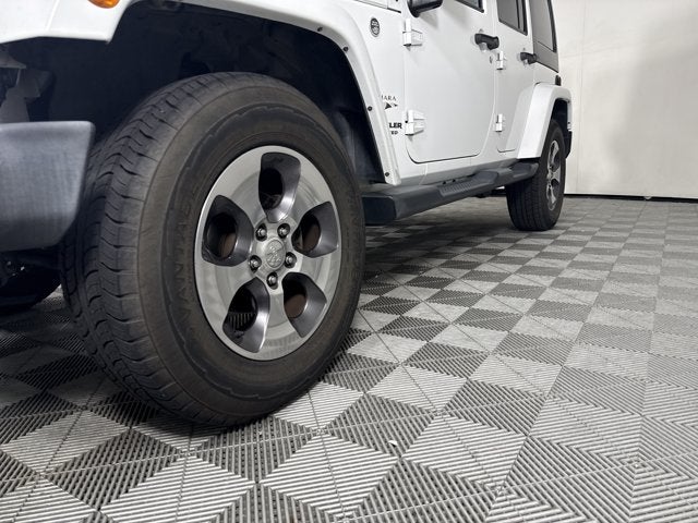 2016 Jeep Wrangler Unlimited Sahara