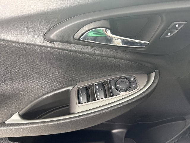 2025 Chevrolet Malibu LS