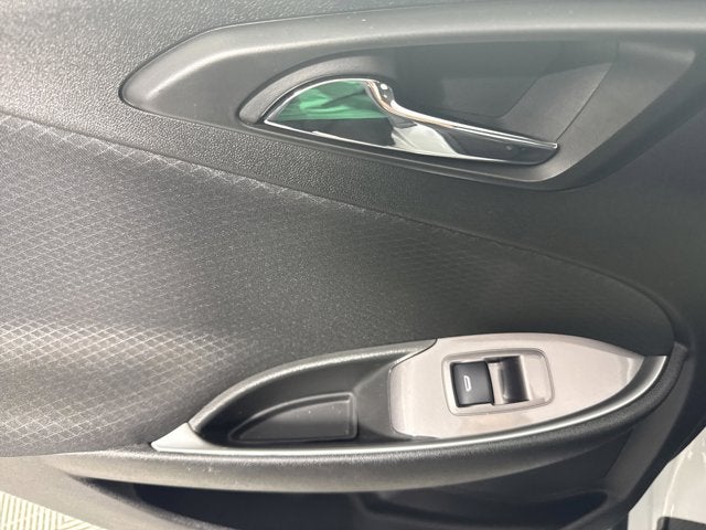 2025 Chevrolet Malibu LS