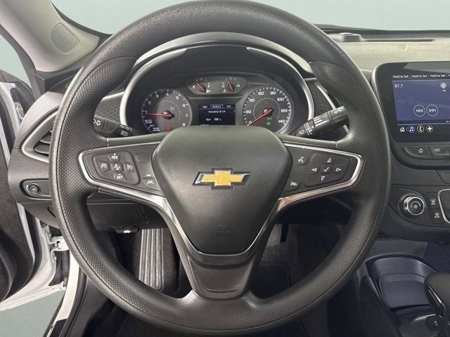 2025 Chevrolet Malibu LS