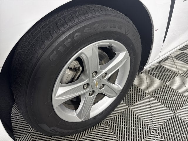 2025 Chevrolet Malibu LS