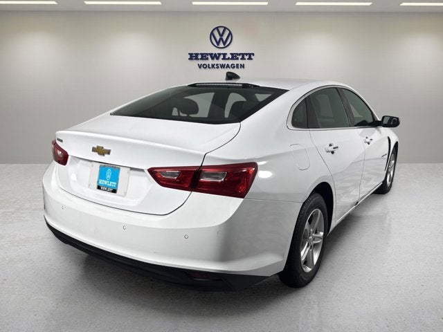 2025 Chevrolet Malibu LS