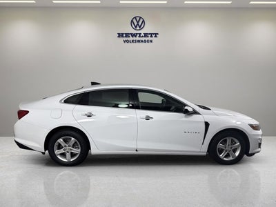 2025 Chevrolet Malibu LS