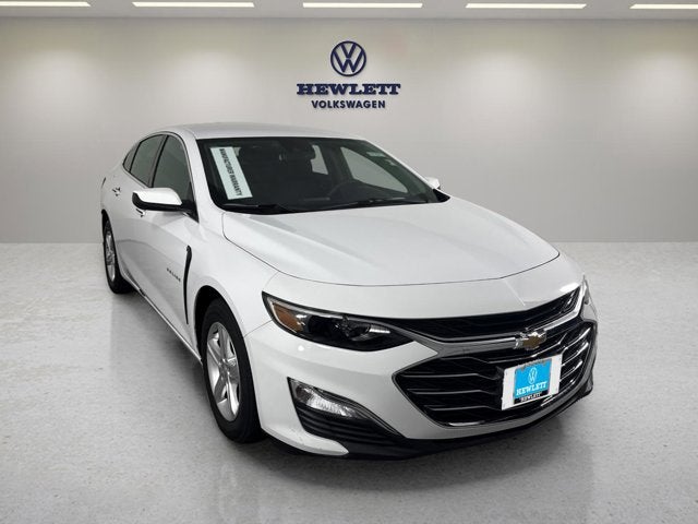 2025 Chevrolet Malibu LS