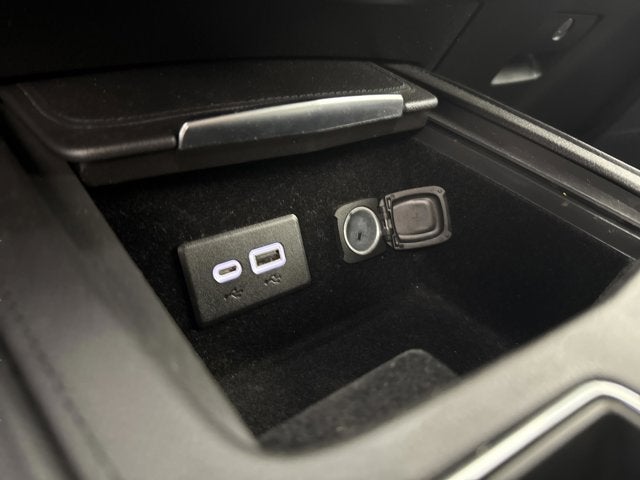 2023 Cadillac XT4 FWD Premium Luxury