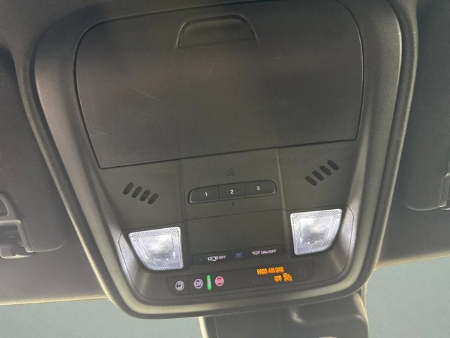 2023 Cadillac XT4 FWD Premium Luxury