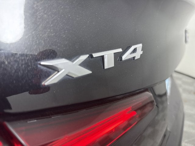 2023 Cadillac XT4 FWD Premium Luxury