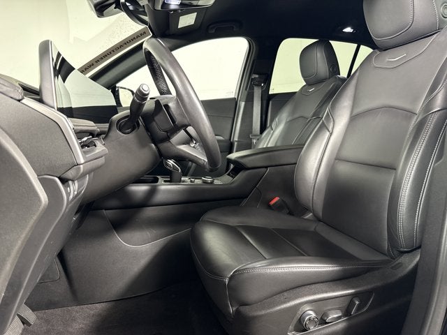2025 Cadillac XT4 FWD Premium Luxury