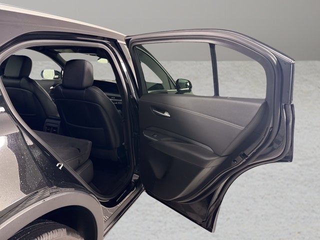 2025 Cadillac XT4 FWD Premium Luxury