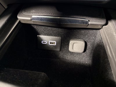 2025 Cadillac XT4 FWD Premium Luxury