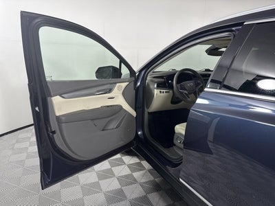 2018 Cadillac XT5 Premium Luxury FWD