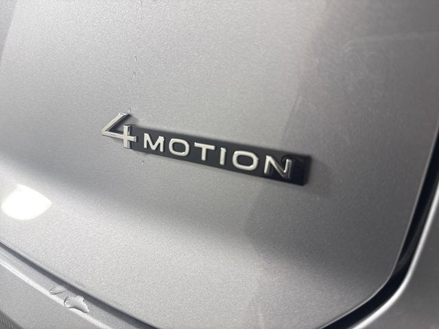 2025 Volkswagen Atlas Cross Sport 2.0T SEL R-Line Black