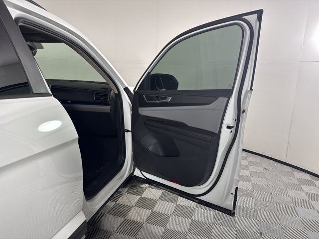 2024 Volkswagen Atlas 2.0T Peak Edition SE w/Technology