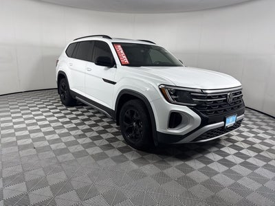 2024 Volkswagen Atlas 2.0T Peak Edition SE w/Technology
