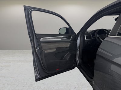 2023 Volkswagen Atlas Cross Sport 2.0T SE
