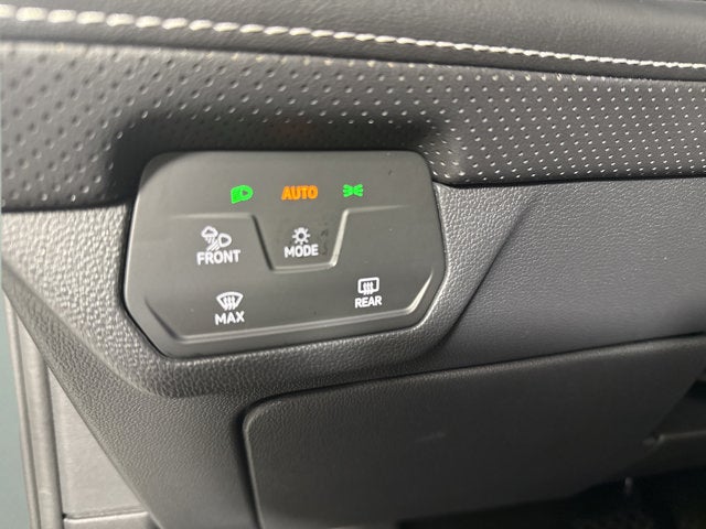 2024 Volkswagen Atlas Cross Sport 2.0T SE