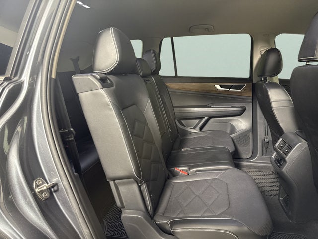 2024 Volkswagen Atlas 2.0T SE