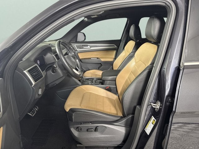 2023 Volkswagen Atlas Cross Sport 3.6L V6 SEL Premium R-Line