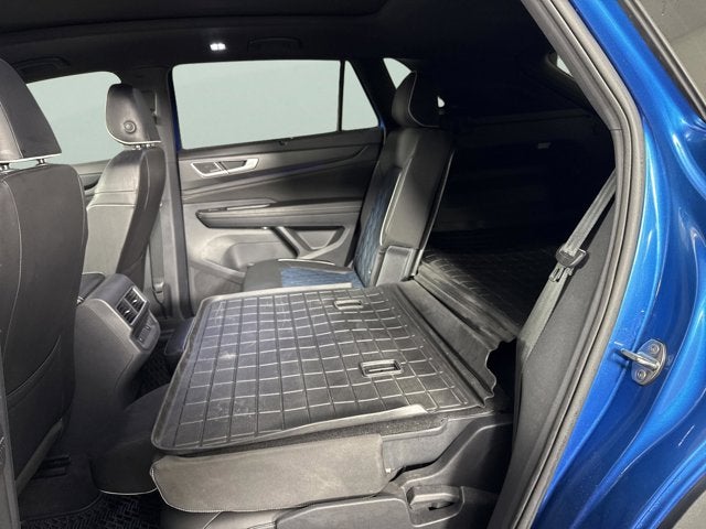 2024 Volkswagen Atlas Cross Sport 2.0T SEL Premium R-Line