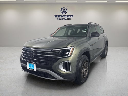 2024 Volkswagen Atlas 2.0T Peak Edition SEL