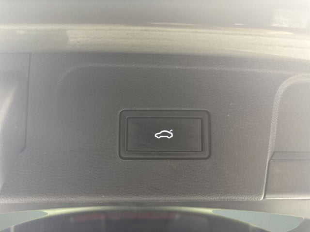 2024 Volkswagen Atlas 2.0T Peak Edition SEL