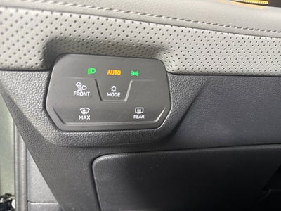 2024 Volkswagen Atlas 2.0T Peak Edition SEL
