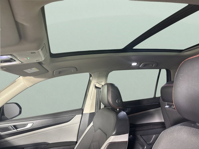 2024 Volkswagen Atlas 2.0T Peak Edition SEL