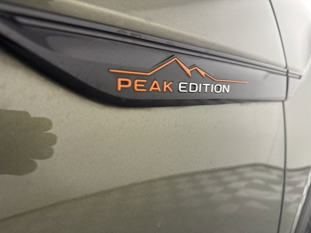 2024 Volkswagen Atlas 2.0T Peak Edition SEL