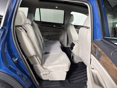 2025 Volkswagen Atlas 2.0T SE w/Technology