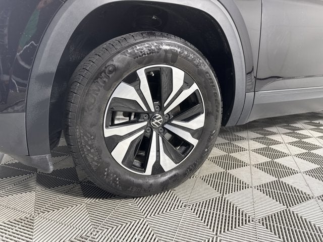 2024 Volkswagen Atlas 2.0T SE