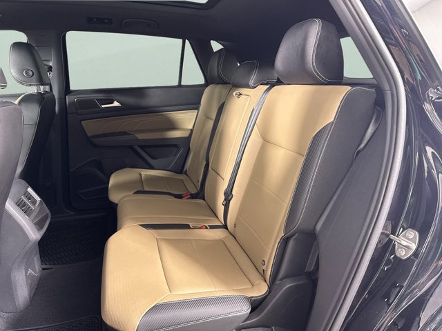 2023 Volkswagen Atlas Cross Sport 2.0T SEL R-Line Black