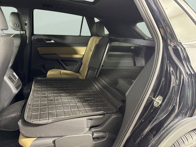 2023 Volkswagen Atlas Cross Sport 2.0T SEL R-Line Black