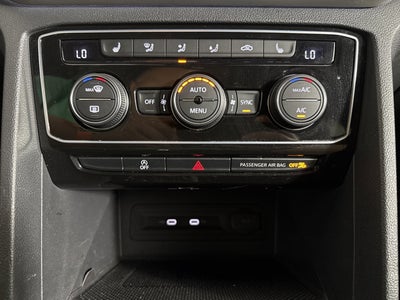 2023 Volkswagen Atlas Cross Sport 2.0T SEL R-Line Black