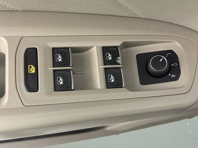 2023 Volkswagen Atlas 3.6L V6 SEL R-Line Black