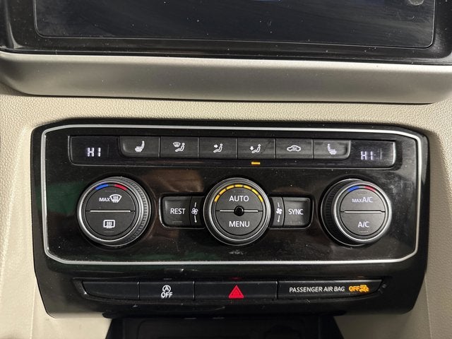 2022 Volkswagen Atlas 3.6L V6 SE w/Technology