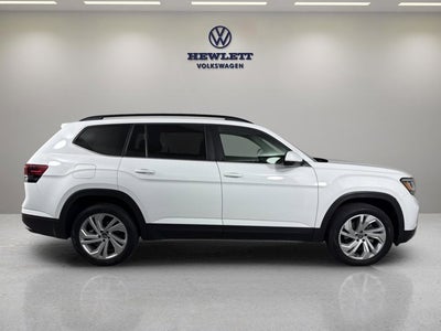 2022 Volkswagen Atlas 3.6L V6 SE w/Technology