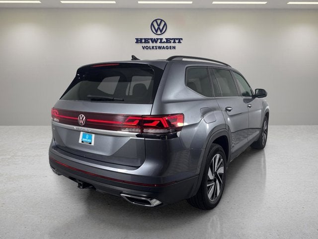 2025 Volkswagen Atlas 2.0T SE w/Technology