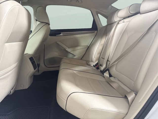 2016 Volkswagen Passat 1.8T SE