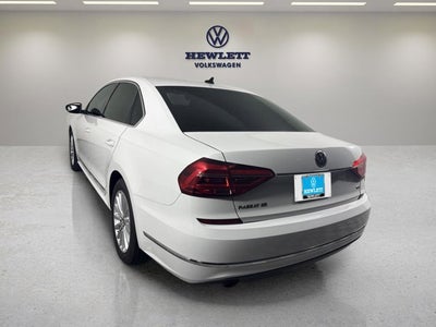 2016 Volkswagen Passat 1.8T SE