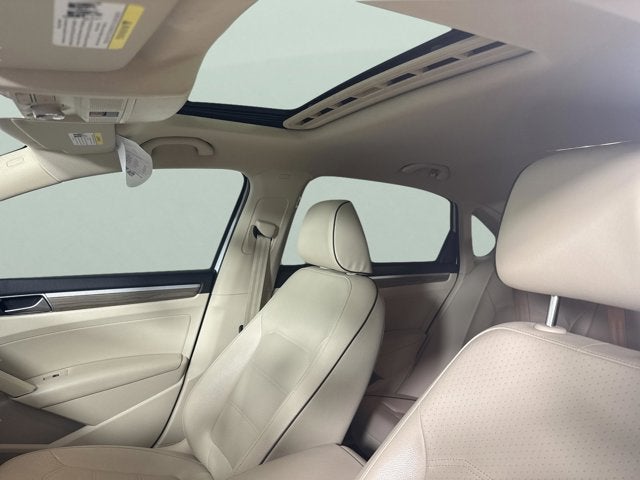 2016 Volkswagen Passat 1.8T SE