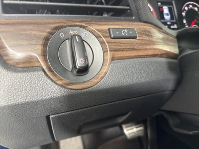 2020 Volkswagen Passat 2.0T SEL