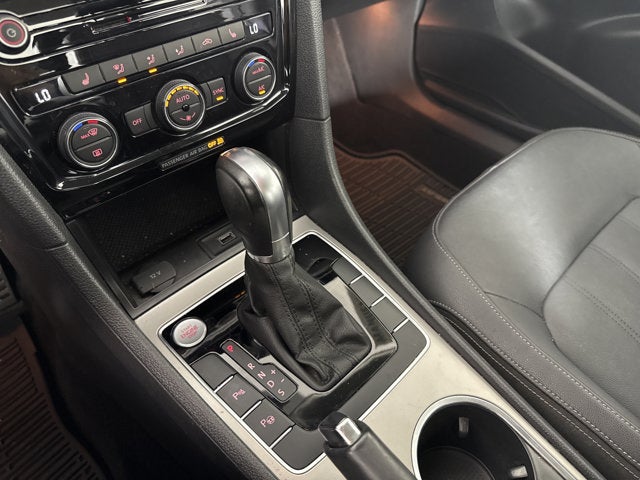 2020 Volkswagen Passat 2.0T SEL