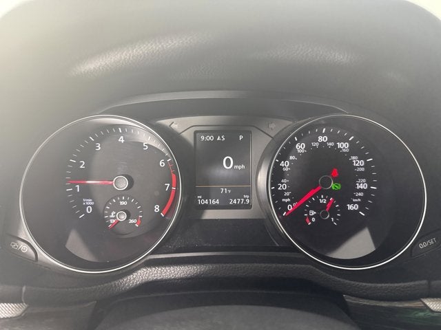 2017 Volkswagen Passat 1.8T SE w/Technology