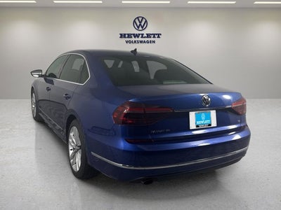2017 Volkswagen Passat 1.8T SE w/Technology