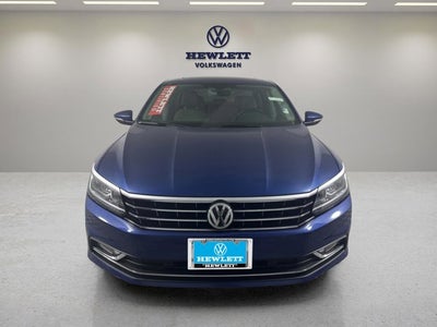 2017 Volkswagen Passat 1.8T SE w/Technology