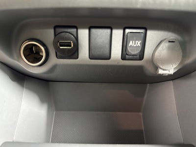 2009 Toyota Tacoma 4WD Double LB V6 AT (Natl)