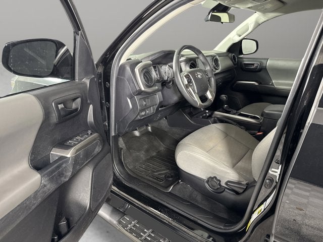 2022 Toyota Tacoma 2WD SR5