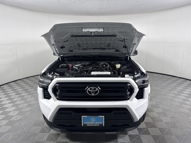 2026 Toyota Tacoma 4WD SR
