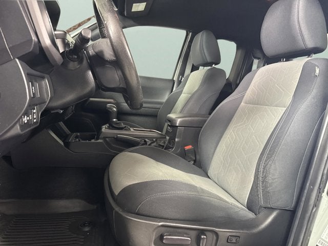 2022 Toyota Tacoma 2WD TRD Sport