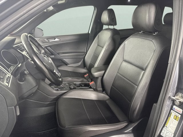 2021 Volkswagen Tiguan SE R-Line Black